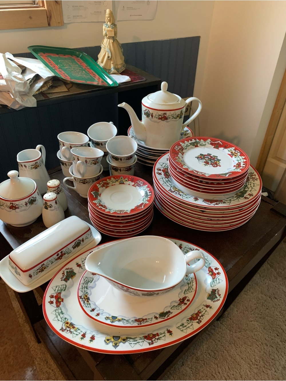 Holiday Red and White Porcelain Dinnerware Set with Festive Trim